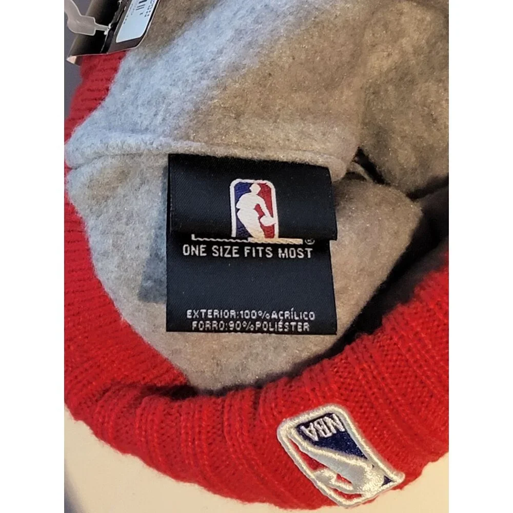 Toronto Raptors Toque - Picture 6 of 8